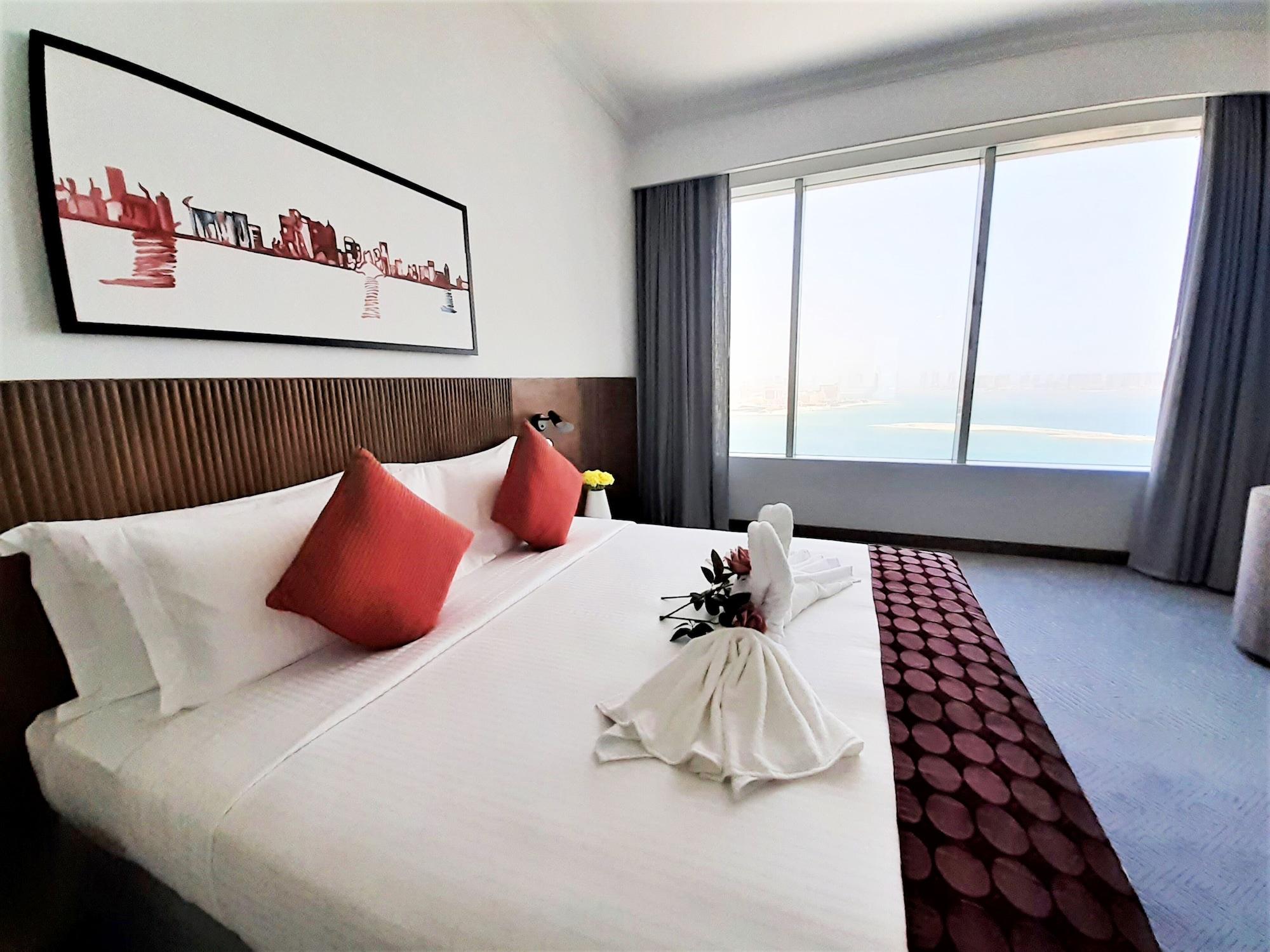 Somerset West Bay Doha Exterior photo Deluxe Room