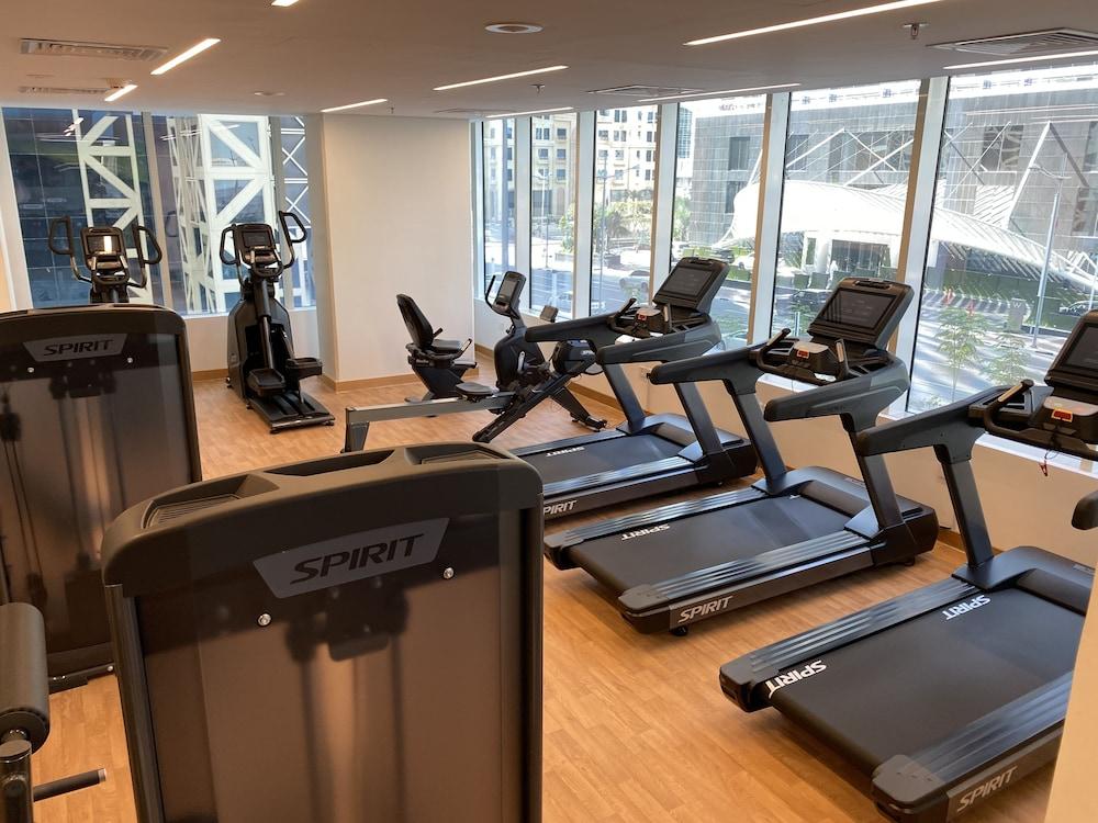 Somerset West Bay Doha Exterior photo A gym in a hotel
