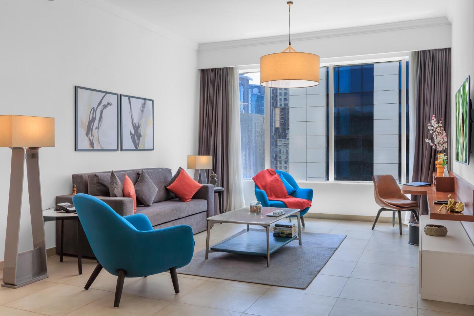 Somerset West Bay Doha Exterior photo Living room