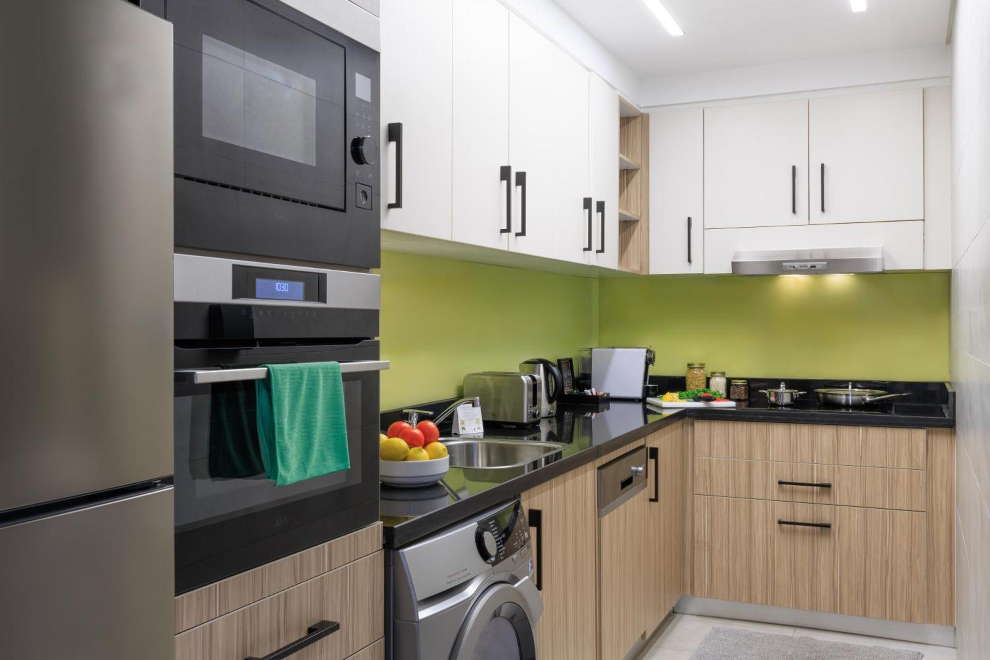 Somerset West Bay Doha Exterior photo A modern kitchen